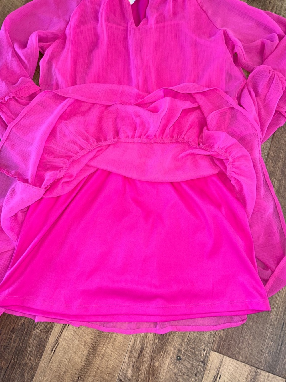 Vince Camuto Hot Pink Long Sleeve Tiered Beach Dress - Picture 5 of 5